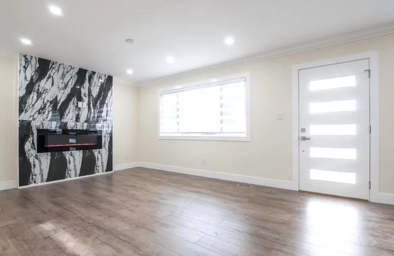 20543 50A AVENUE - photo 4 of 25