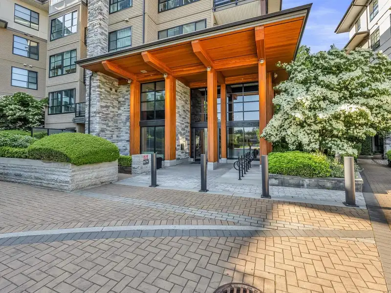 408 1151 WINDSOR MEWS - photo 3 of 39