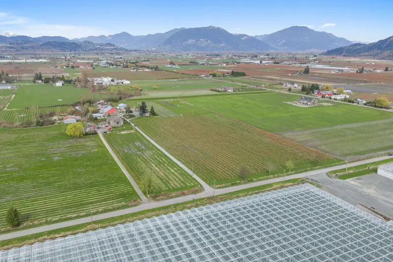 34221 TOWNSHIPLINE ROAD - photo 4 of 25