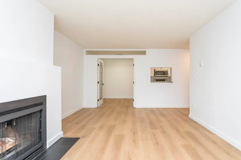 108 7471 BLUNDELL ROAD - photo 3 of 25