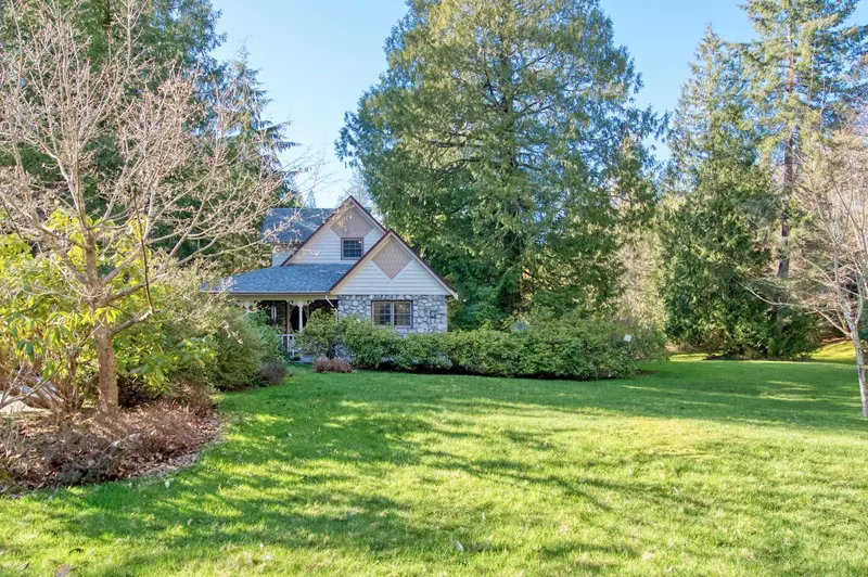 5479-5487 BROOKS ROAD - photo 1 of 25