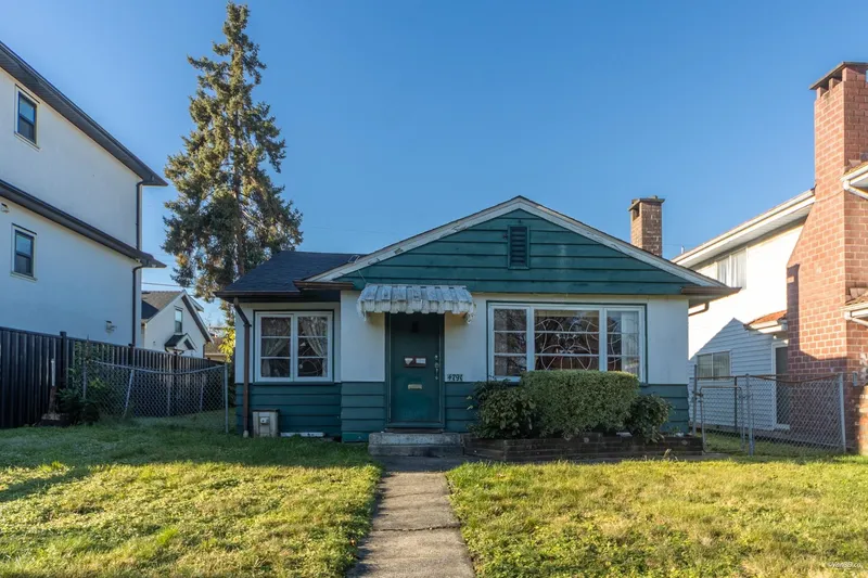 4791 CULLODEN STREET - photo 3 of 23