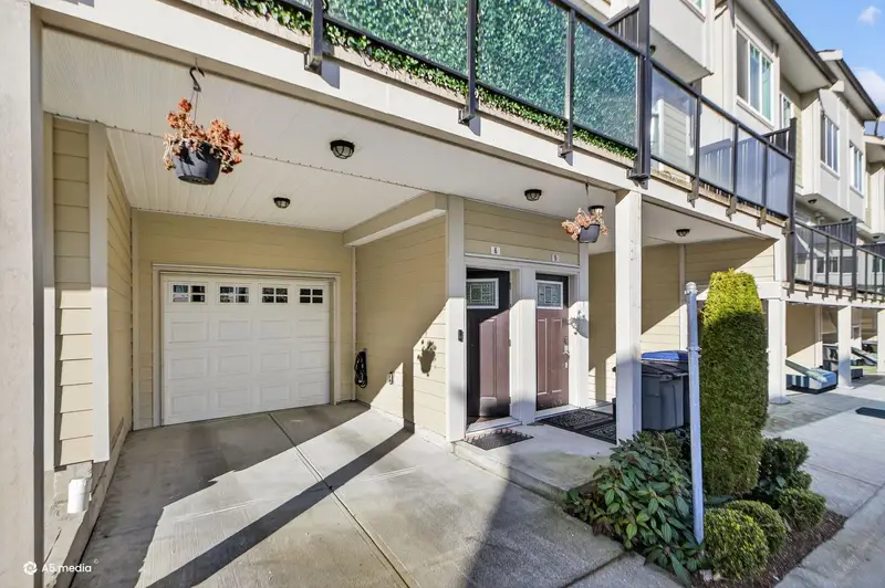 6 13670 62 AVENUE - photo 2 of 23