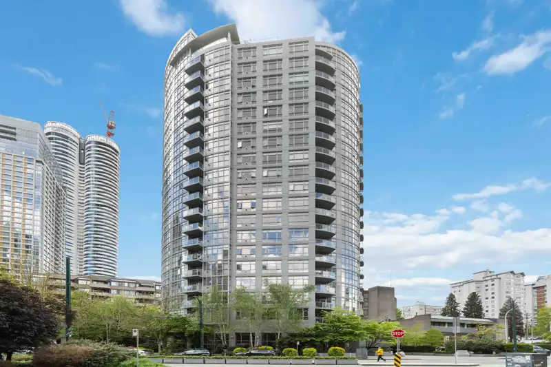 1006 1050 SMITHE STREET - photo 1 of 36