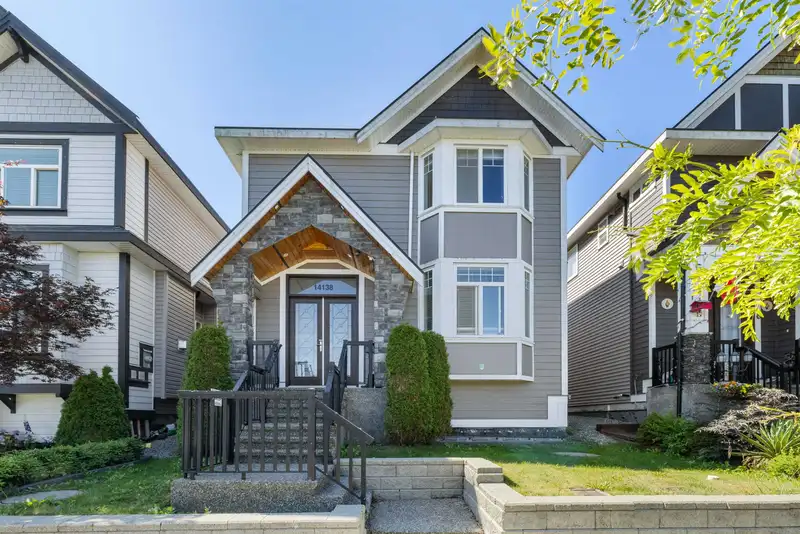 14138 60A AVENUE - photo 1 of 37
