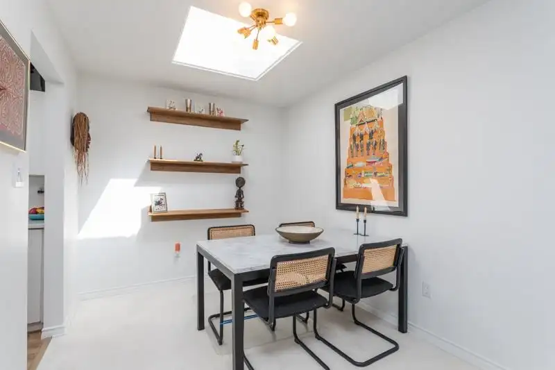 330 7451 MINORU BOULEVARD - photo 2 of 24