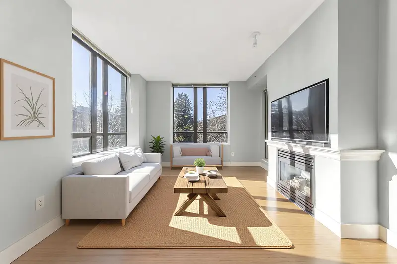 312 170 W 1ST STREET - photo 1 of 25