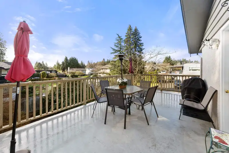 783 VINEDALE ROAD - photo 3 of 37