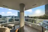603 408 LONSDALE AVENUE - thumbnail 3