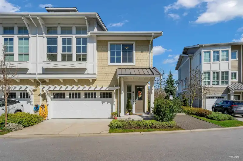 12B 5551 ADMIRAL WAY - photo 3 of 40