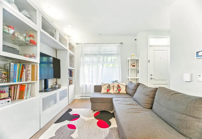 276 W 62ND AVENUE - photo 4 of 25