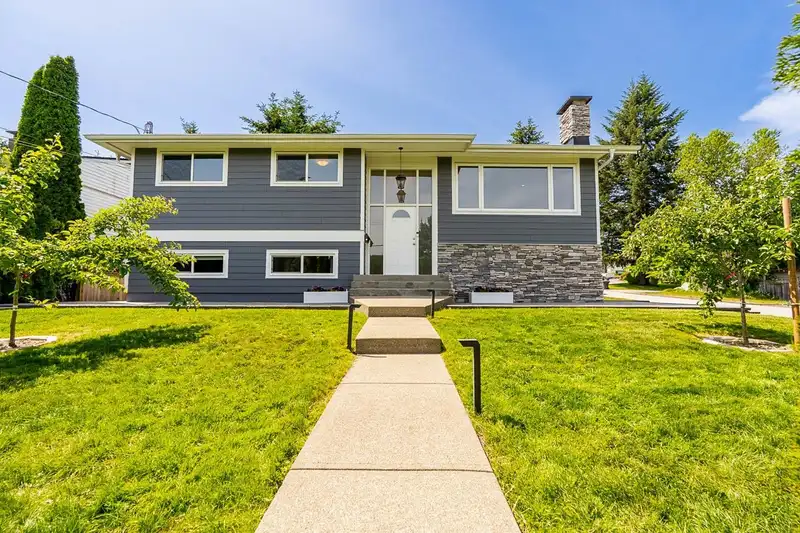 1616 EASTERN DRIVE - photo 4 of 40