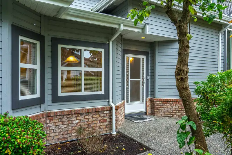 8 2168 150A STREET - photo 3 of 38