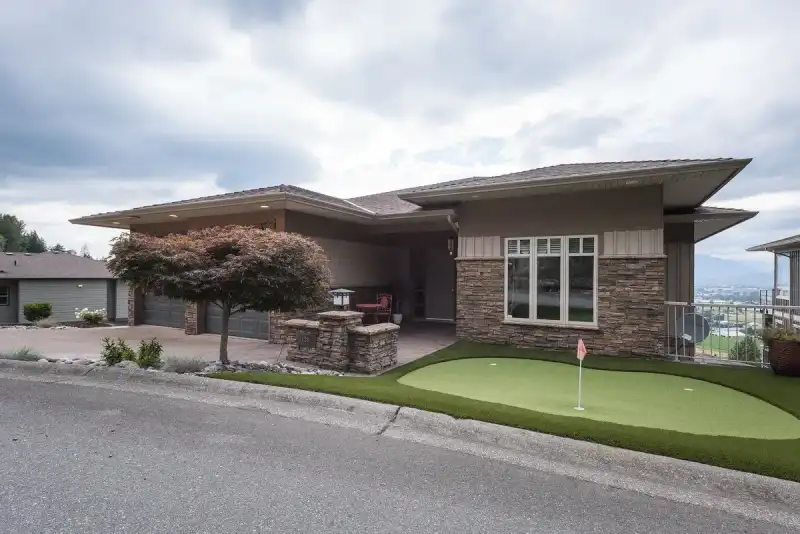 125 51075 FALLS COURT - photo 1 of 40