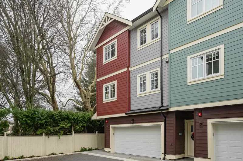 3 4829 48 AVENUE - photo 3 of 25