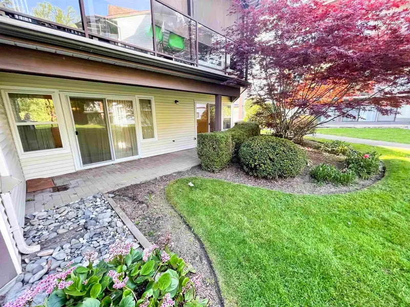 101 13894 102 AVENUE - photo 3 of 20