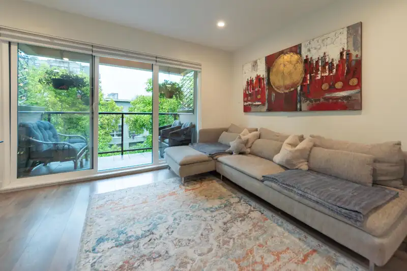 402 1718 NELSON STREET - photo 3 of 39