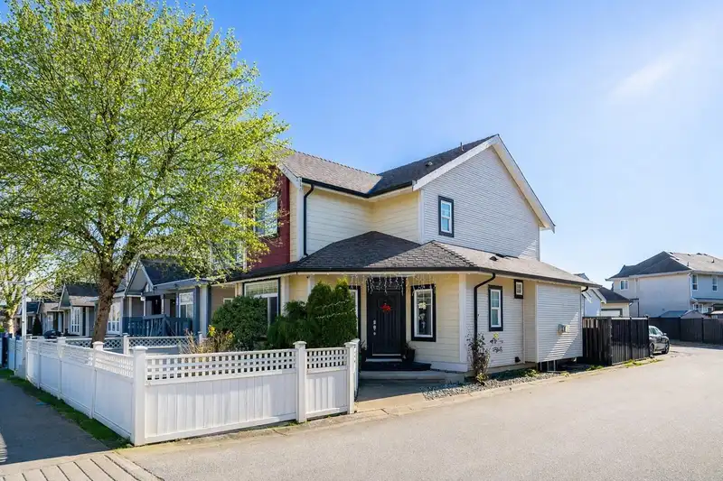 19914 73A AVENUE - photo 1 of 34