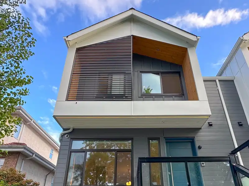 2342 E 40TH AVENUE - photo 3 of 40
