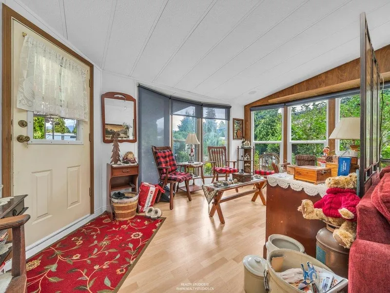 515 TYEE COURT - photo 4 of 25