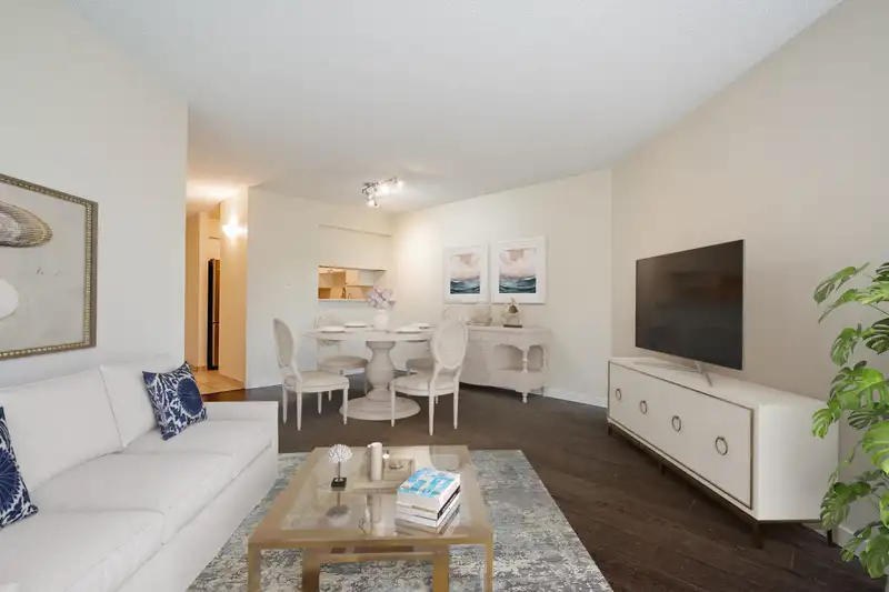 315 5224 204 STREET - photo 1 of 18