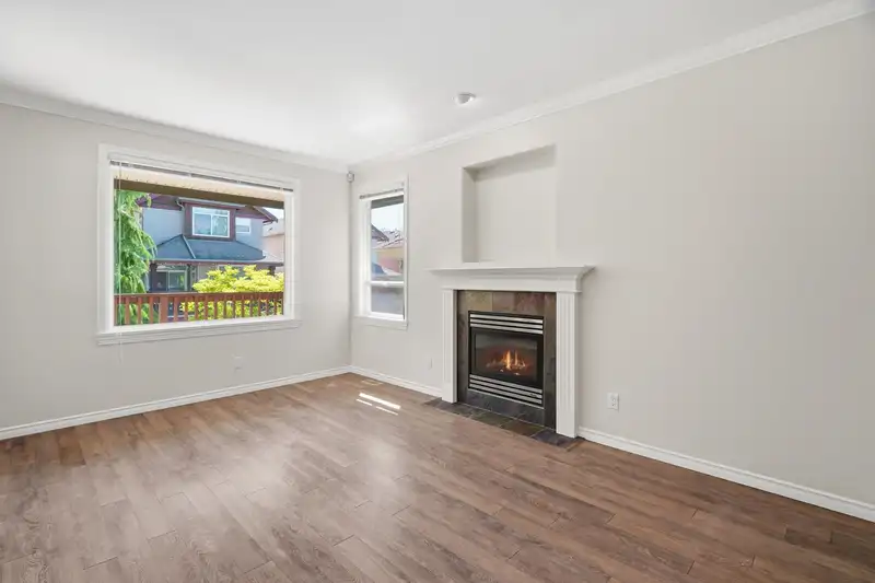 8 2281 ARGUE STREET - photo 2 of 27