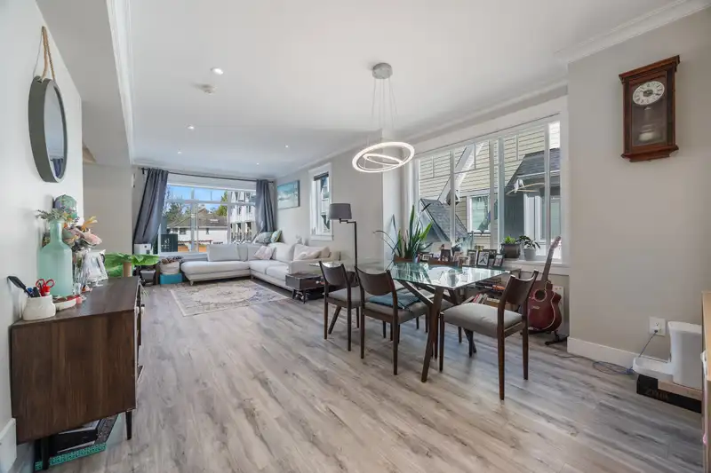 17 9728 ALBERTA ROAD - photo 1 of 38