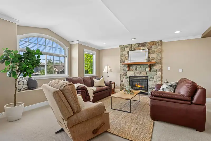 10536 SLATFORD STREET - photo 4 of 38