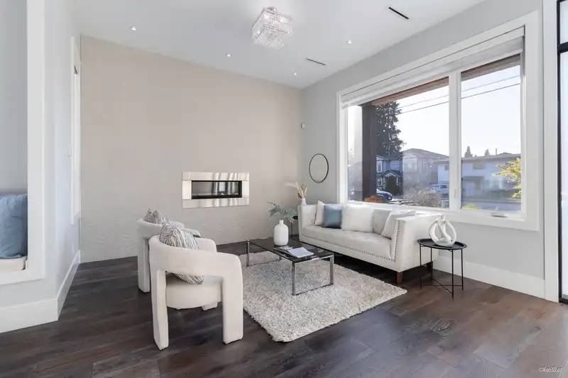 7746 17TH AVENUE - photo 3 of 27