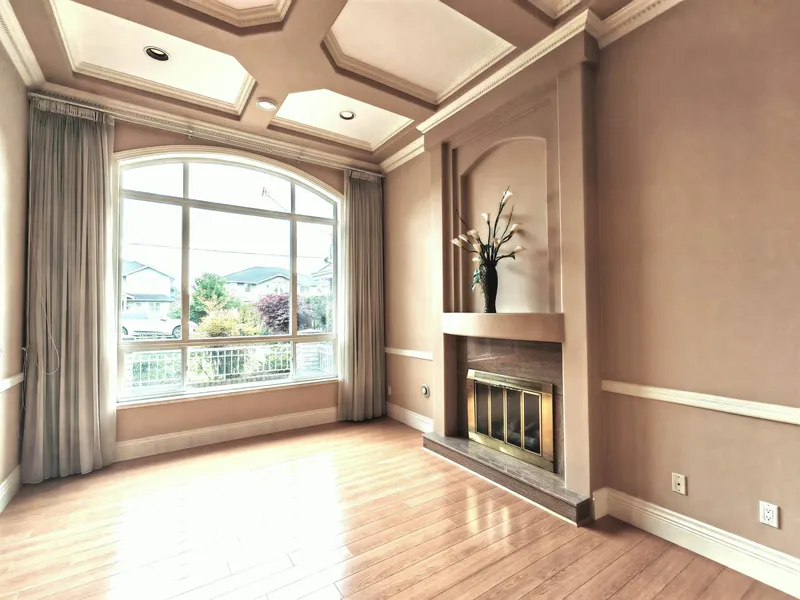 6451 COMSTOCK ROAD - photo 3 of 25