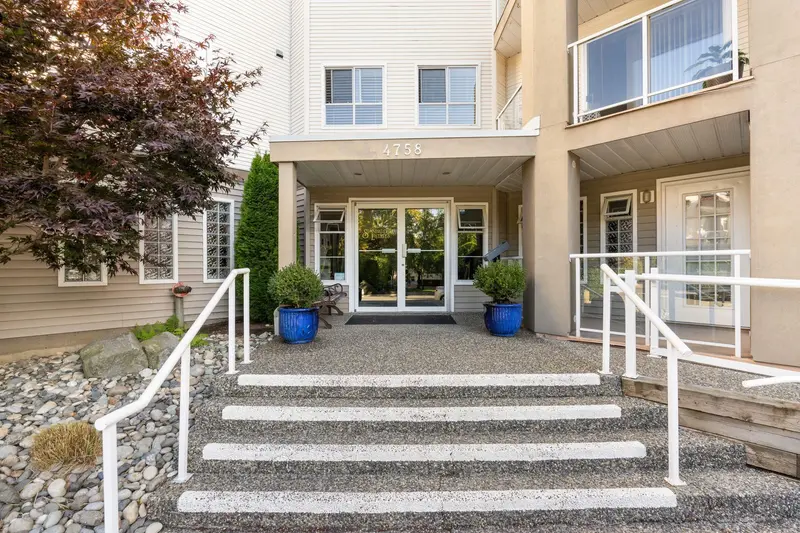 307 4758 53 STREET - photo 2 of 25