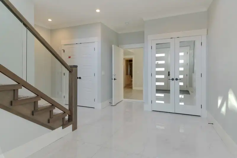 33797 KNIGHT AVENUE - photo 2 of 40