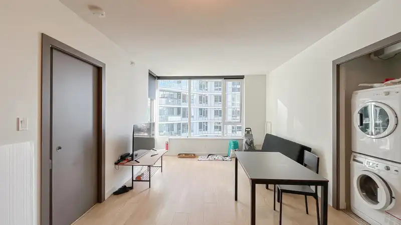 805 68 SMITHE STREET - photo 2 of 21