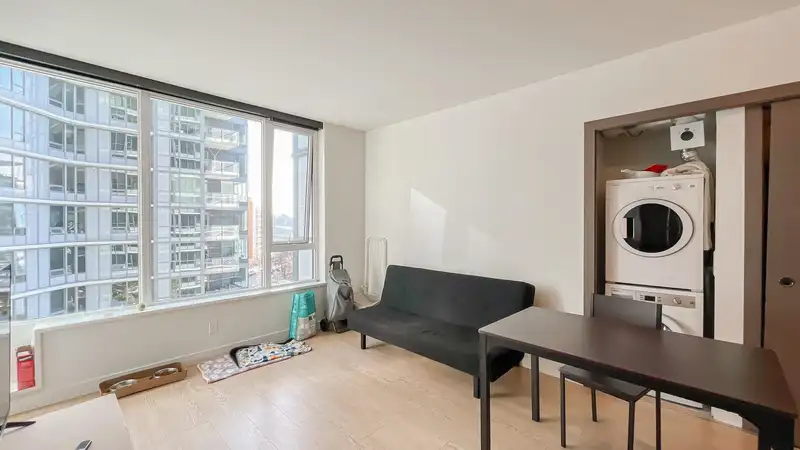 805 68 SMITHE STREET - photo 3 of 21