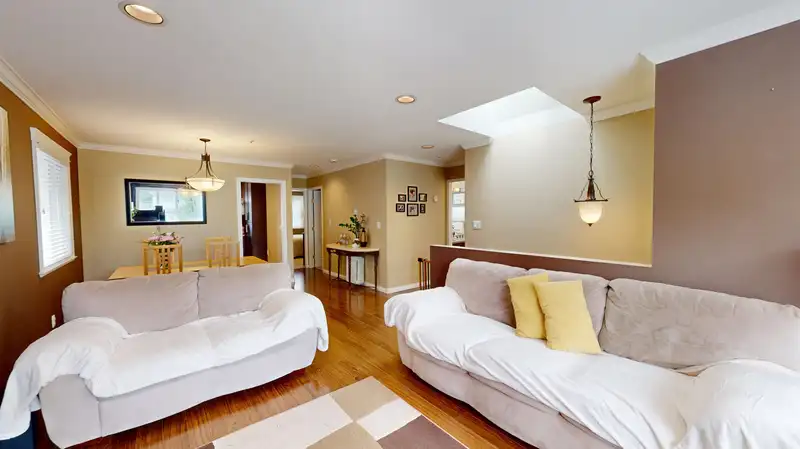 5613 BRUCE STREET - photo 3 of 28