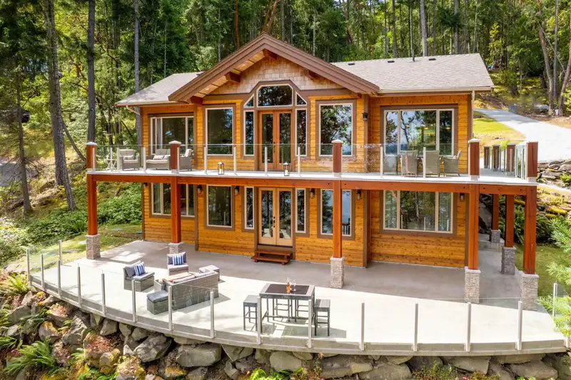144 SUNRISE POINT ROAD - photo 1 of 40