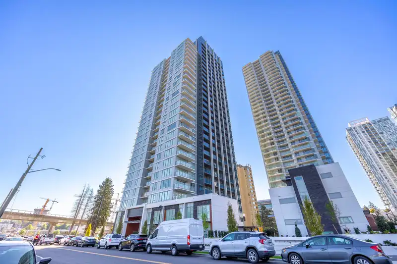 TH17 13428 105 AVE - photo 4 of 40