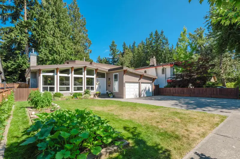 4520 206 STREET - photo 2 of 40