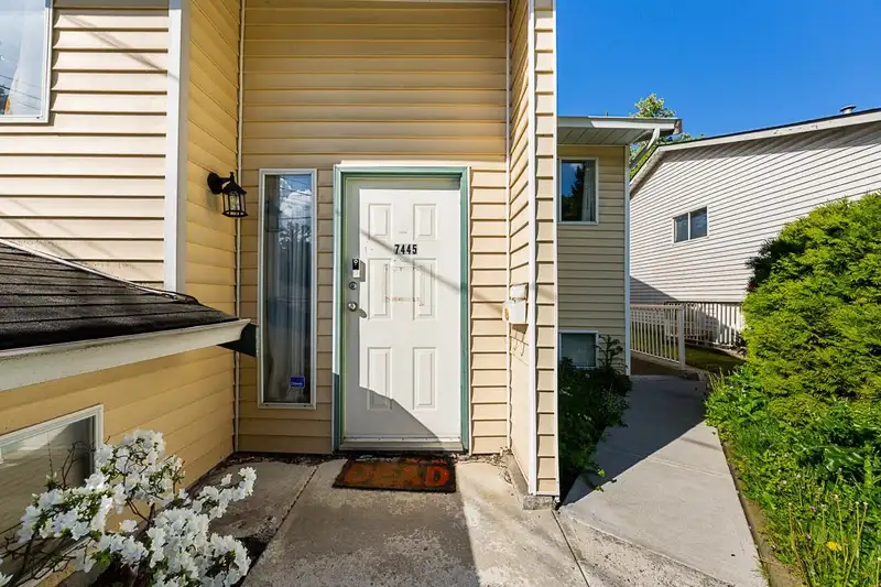 7445 WILLARD STREET - photo 4 of 34