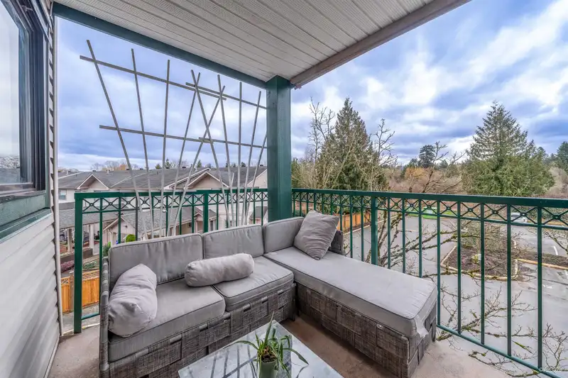 207 20454 53 AVENUE - photo 1 of 26