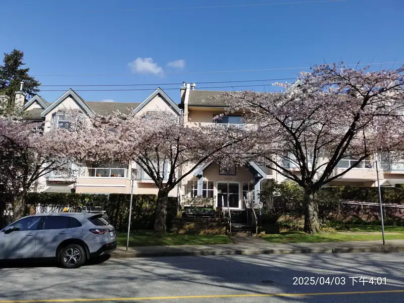 305 5568 BARKER AVENUE - photo 1 of 21