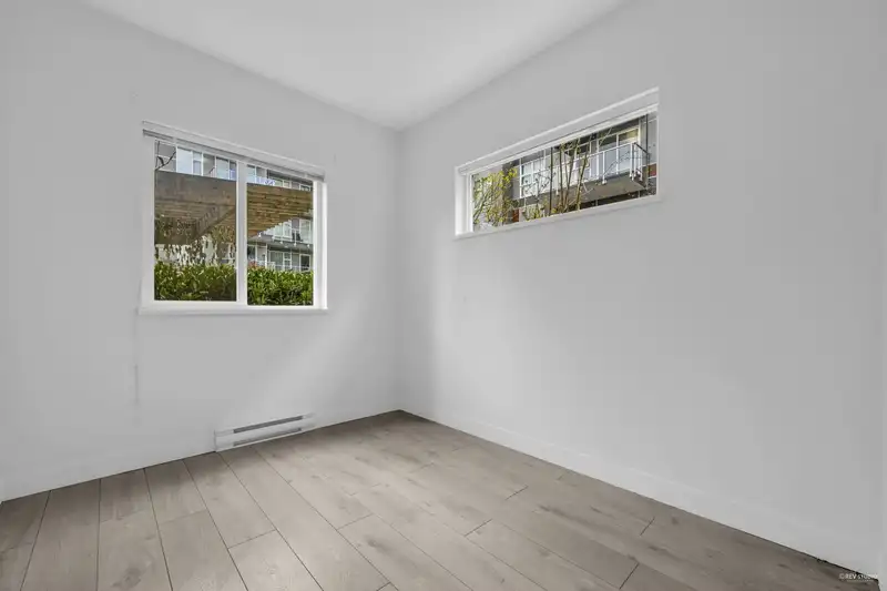 110 13678 GROSVENOR ROAD - photo 3 of 20