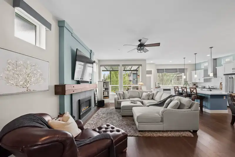 23888 103A AVENUE - photo 3 of 37