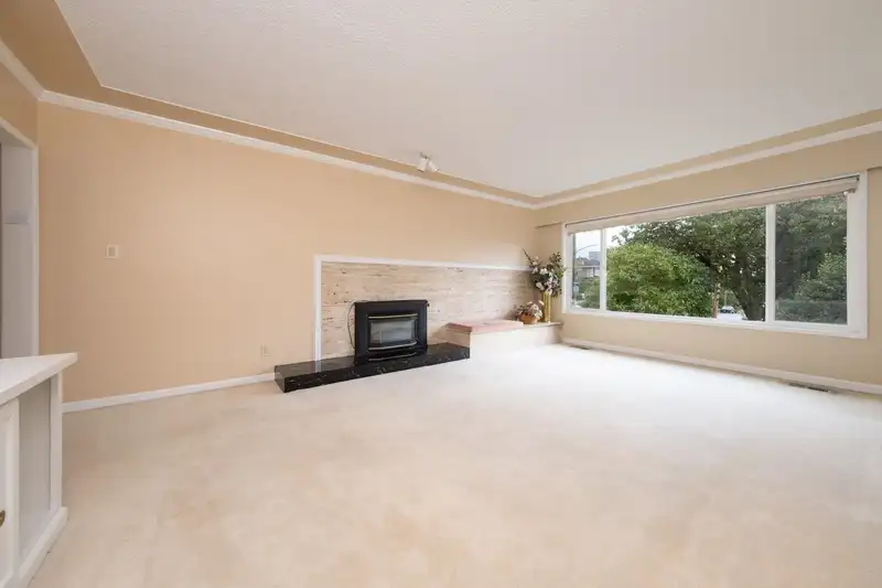 775 ESMOND AVENUE - photo 3 of 32
