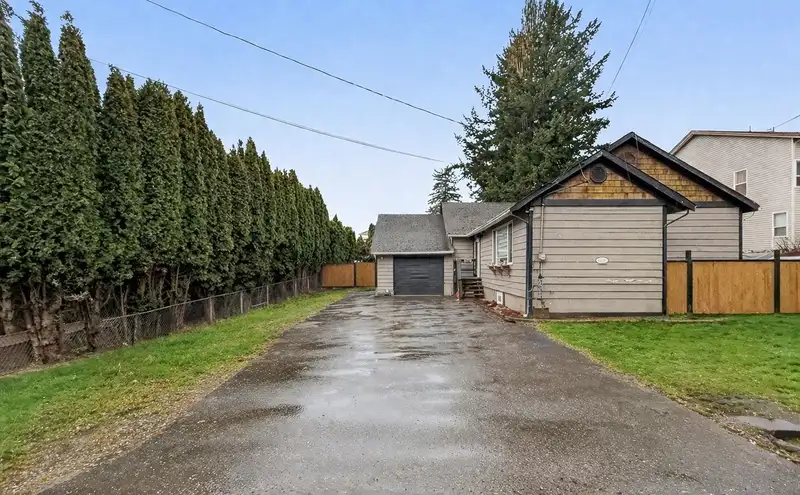 33056 CHERRY AVENUE - photo 1 of 17
