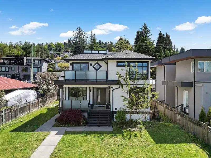 7284 INLET DRIVE - photo 1 of 40