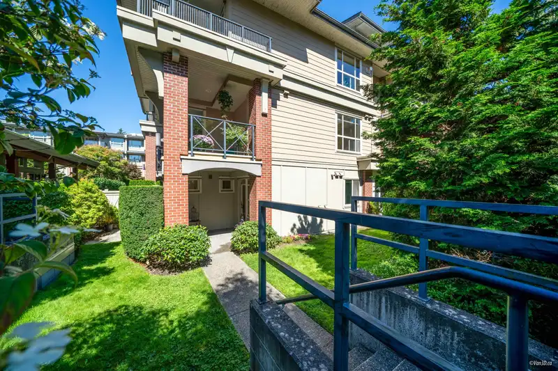114 1787 154 STREET - photo 3 of 34
