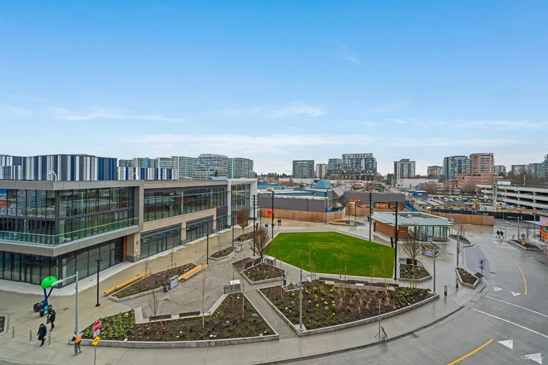 415 6788 MINORU BOULEVARD - photo 3 of 24