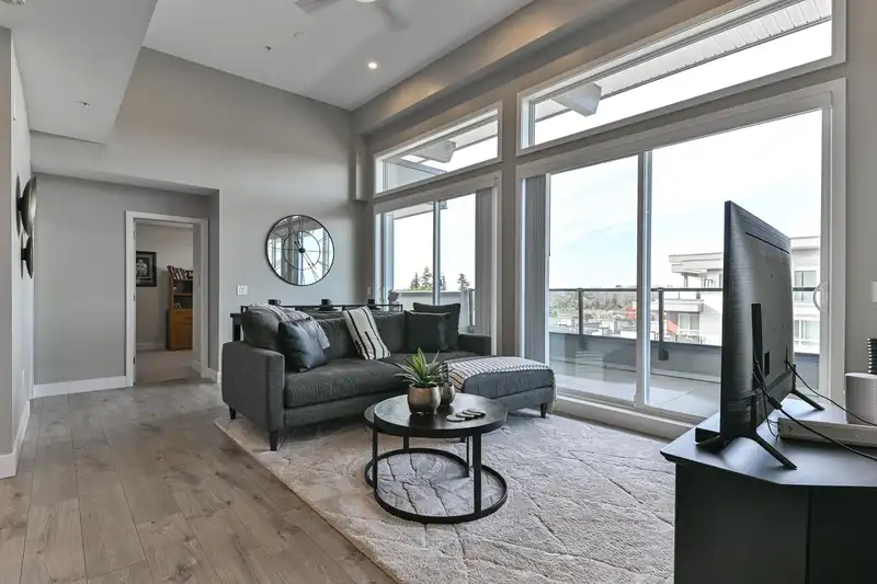 610 1516 MCCALLUM ROAD - photo 3 of 32