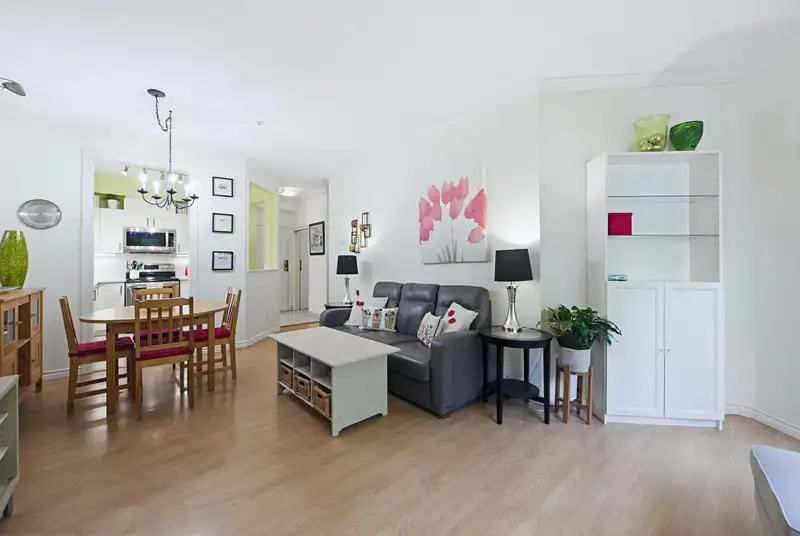 103 12739 72 AVENUE - photo 4 of 33